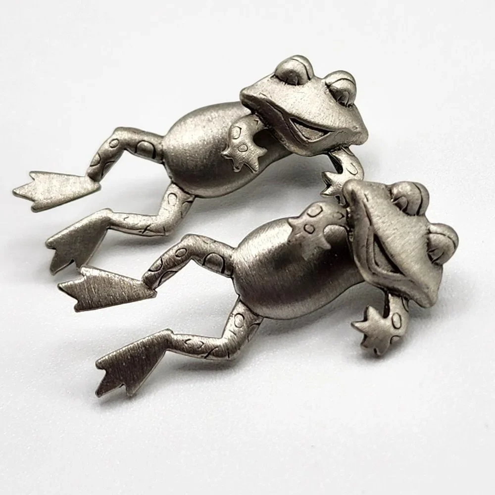 Vintage J.J. Jonette Jewelry Pewter 3D Frog Toad Two Piece Pierced Earrings
